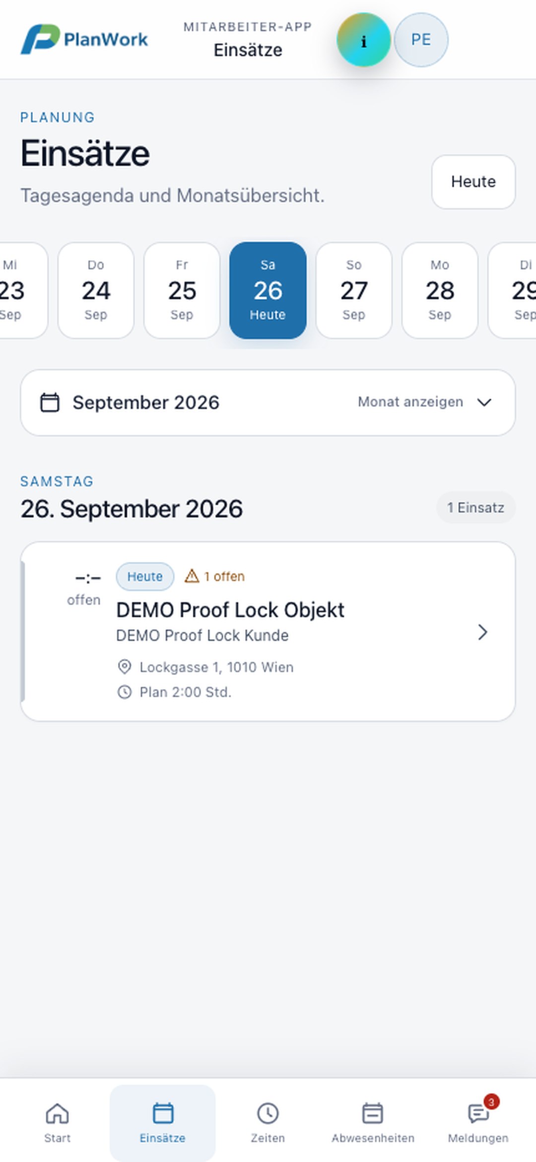 PlanWork Mitarbeiter-App mit Einsatzübersicht und Navigation zur Zeiterfassung; Beispieldaten